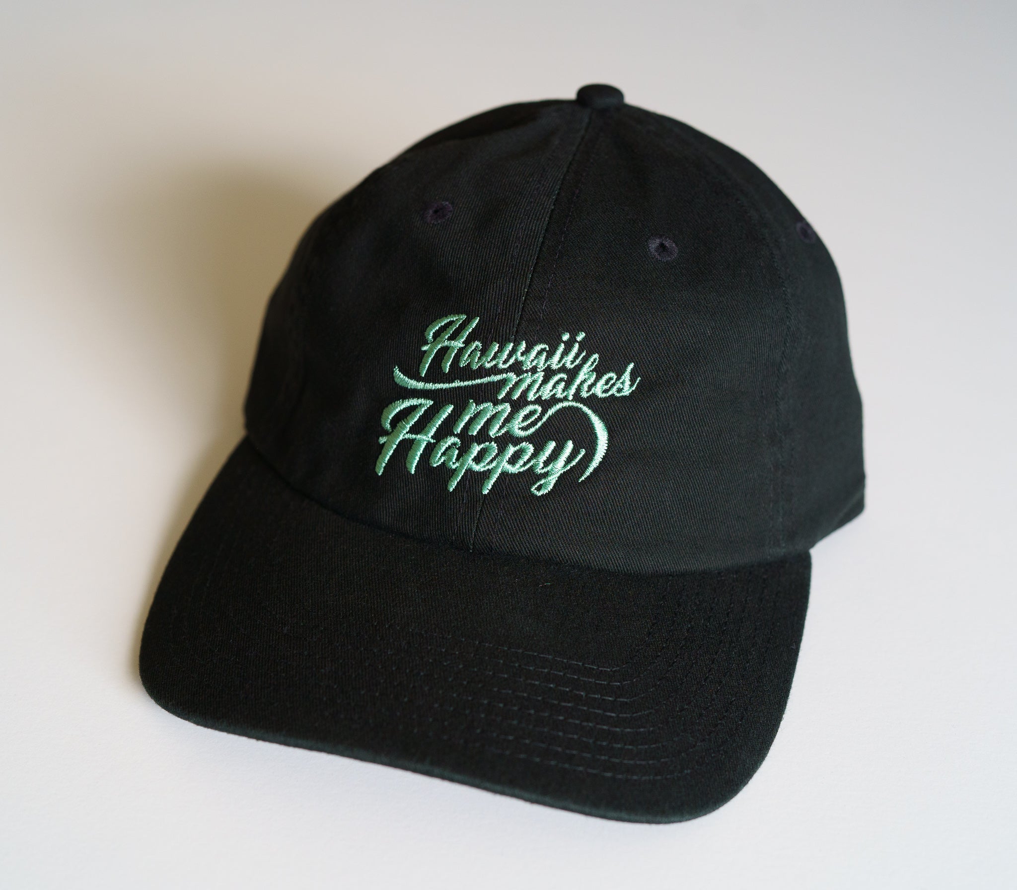 5 panel cap with Hawaii on it